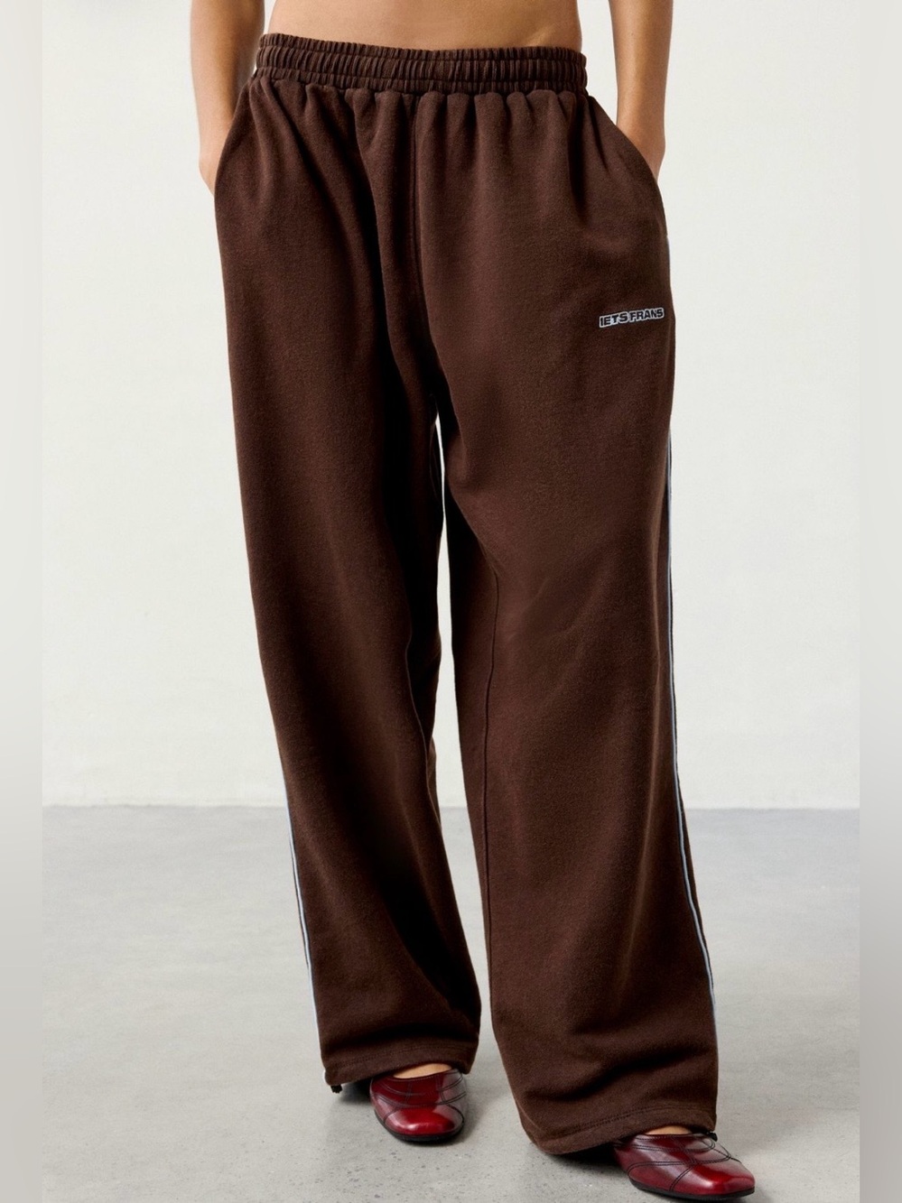 iets frans by UO Harri Wide Leg Jogger Pants
